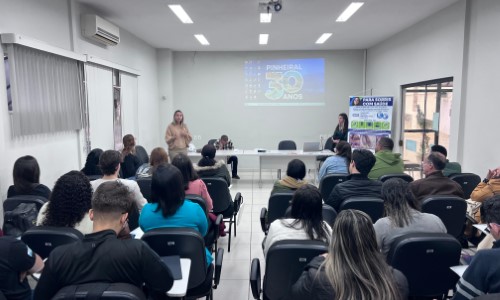 Palestra em Pinheiral alerta sobre câncer bucal, prevenção e diagnóstico